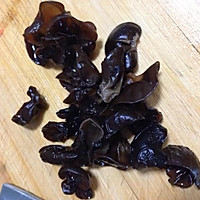 电饭煲煮咸饭的做法图解1