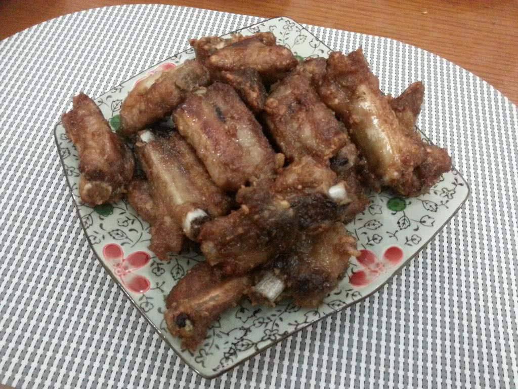 蒜香排骨