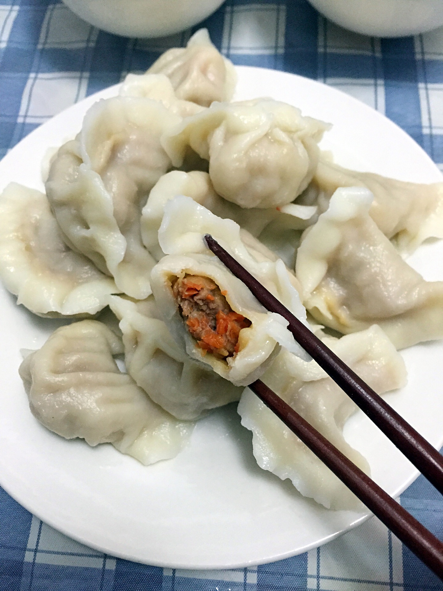 胡萝卜羊肉水饺