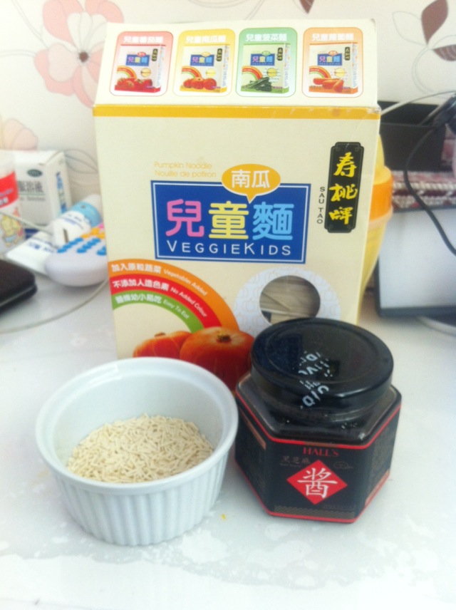 8m宝宝辅食之西红柿鸡蛋烂面羹的做法_【图解】8m宝