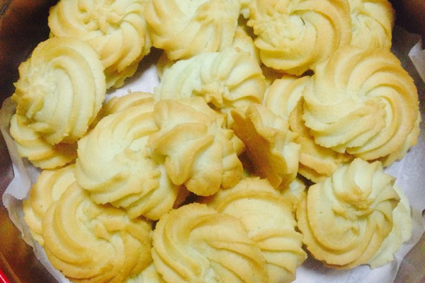 奶香曲奇饼干的做法_【图解】奶香曲奇饼干怎么做如何做好吃_奶香曲奇饼干家常做法大全_培培微_豆果美食