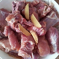 蜜汁红烧排骨的做法图解1