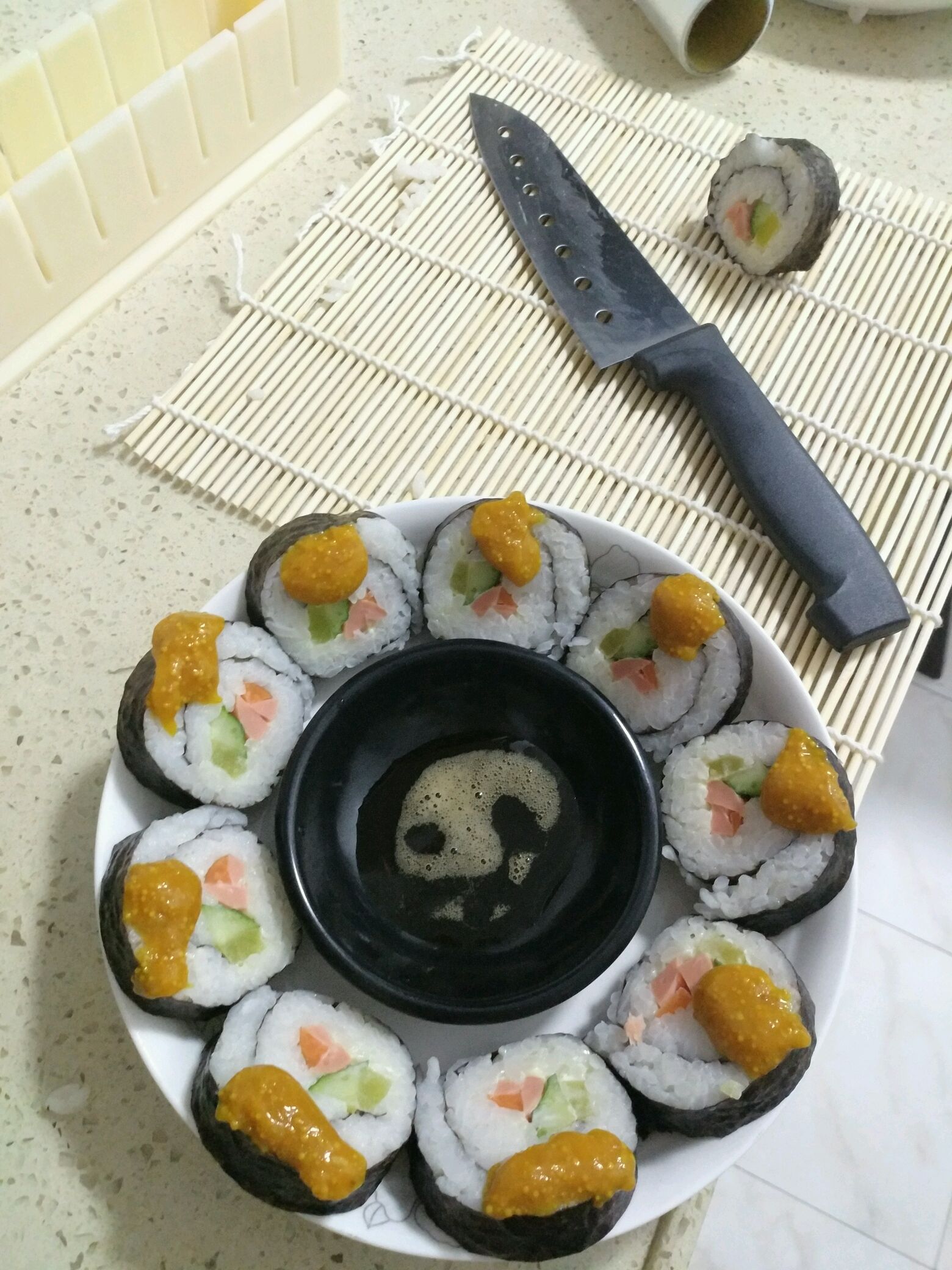 寿司的做法_【图解】寿司怎么做如何做好吃_寿司家常做法大全_裴佳欣_豆果美食