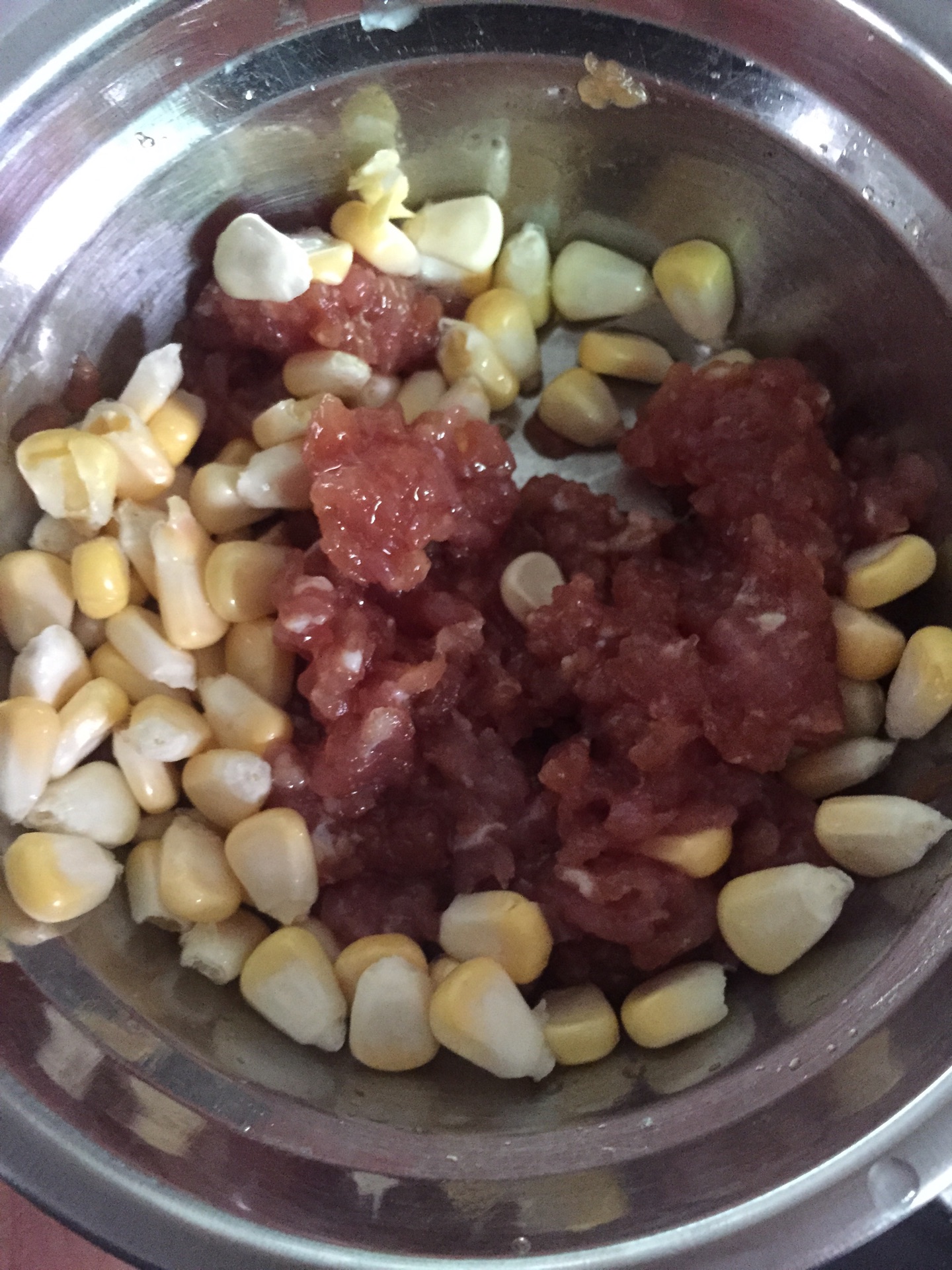 糖适量 酱油适量 花生油适量 玉米蒸肉(宝宝营养菜谱)的做法步骤 小图片