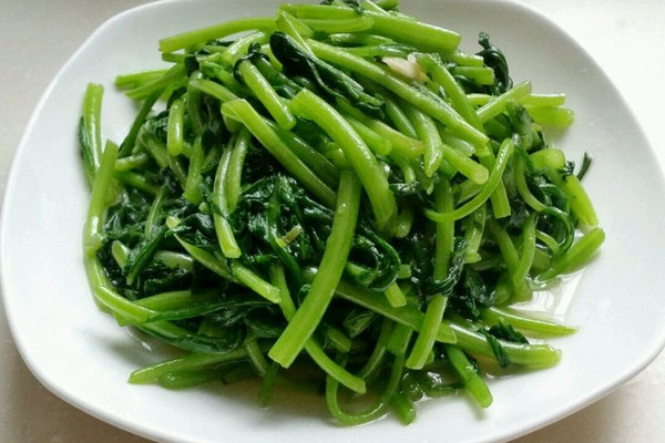 清炒茼蒿的做法_【图解】清炒茼蒿怎么做如何做好吃