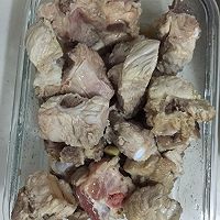 芋头排骨粥的做法图解1