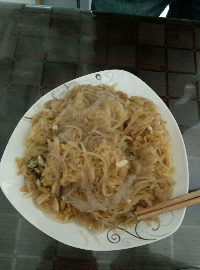 酸菜炒粉春饼配菜