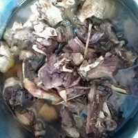 铁锅炖大鹅土豆的做法图解1