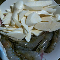 茭白炒虾的做法图解1