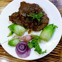 黑椒煎牛排的做法图解1