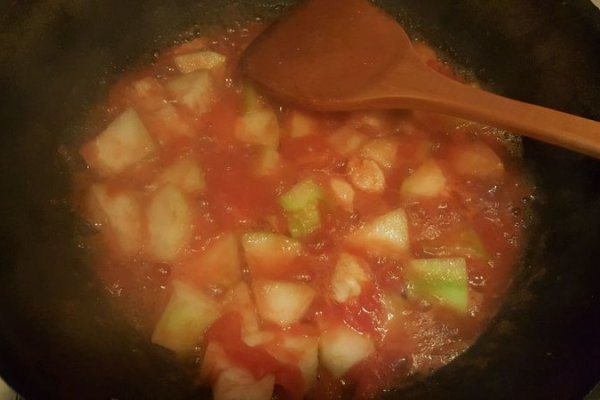 减脂菜--番茄鸡胸肉冬瓜的做法_【图解】减脂