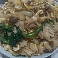 鸡蛋瘦肉炒河粉的做法图解1