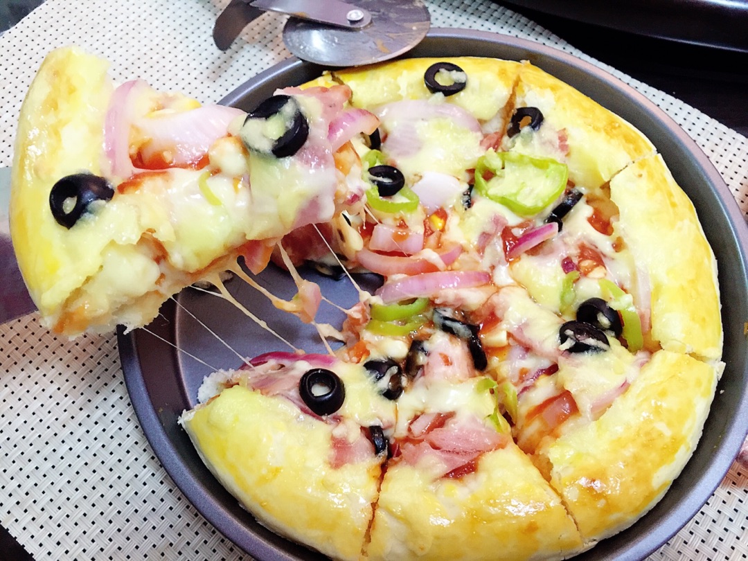 自制披萨怎么做_自制披萨的做法_豆果美食