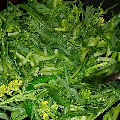 凉拌冲菜