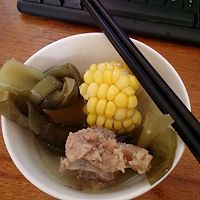排骨炖玉米海带的做法图解3