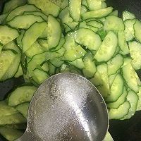 黄瓜炒蛋~~简单美味的快手菜的做法_【图解】