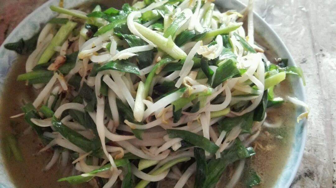 韭菜炒豆芽