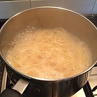肉酱意粉的做法图解1