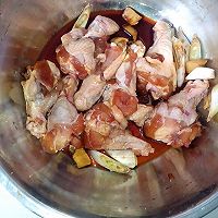 红烧鸡腿土豆的做法图解1