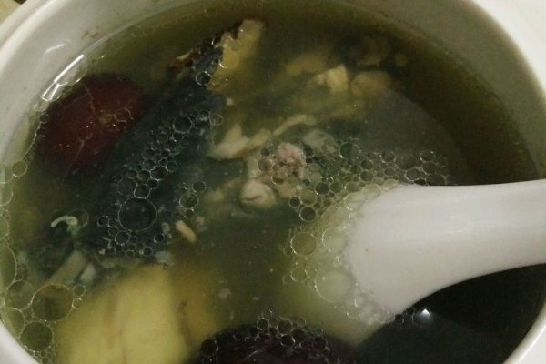 当归乌鸡汤