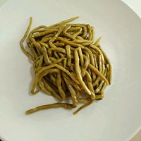 酸豆角炒肉沫的做法图解1