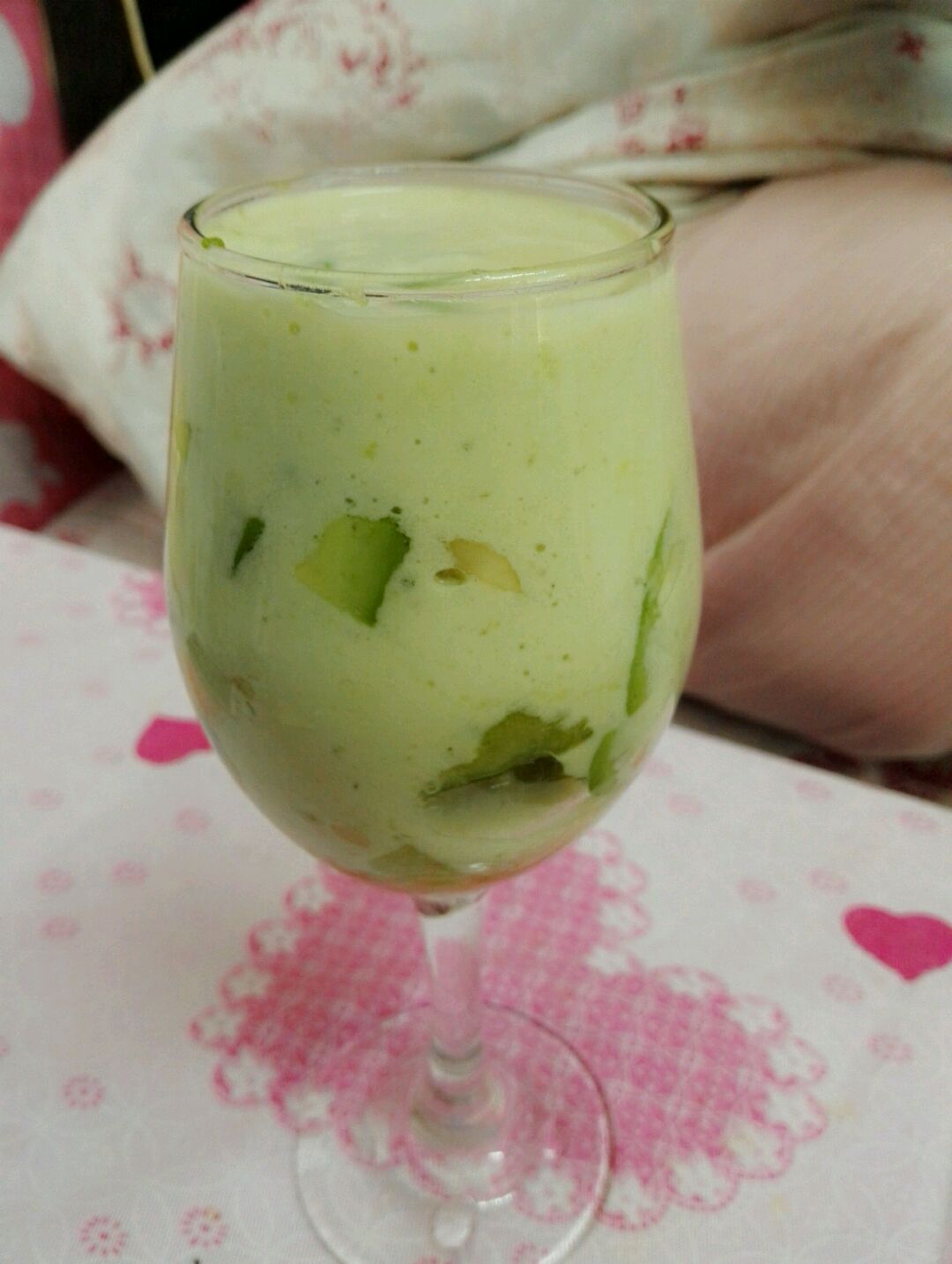 牛油果可以和什么水果一起榨汁,牛油果和什么水果搭配