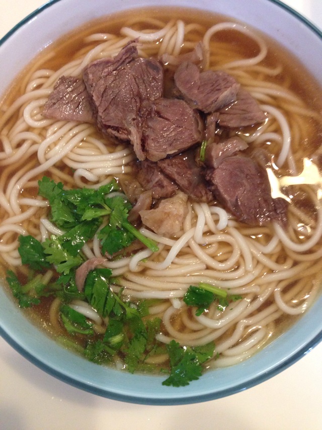 最简单的牛肉面的做法