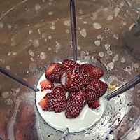 草莓奶昔的做法_【图解】草莓奶昔怎么做如何