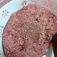 牛肉丸子的做法图解1