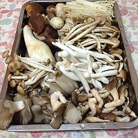 菌菇火锅的做法图解1