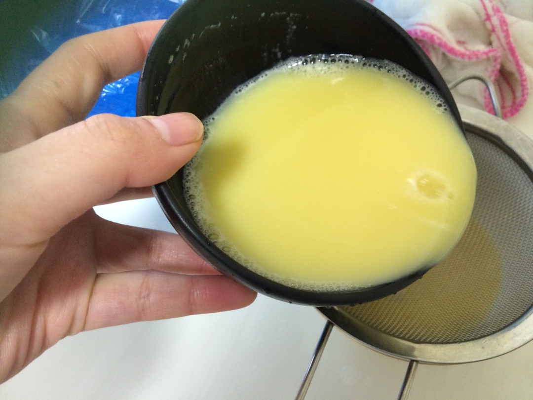 如何辨别煮熟的鸡蛋是否已经坏了,吃不了了!-鸡