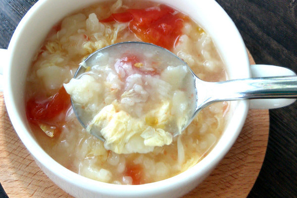 香滑番茄鸡蛋疙瘩汤#极速早餐#的做法_【图解