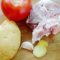 土豆番茄羊肉汤的做法图解1