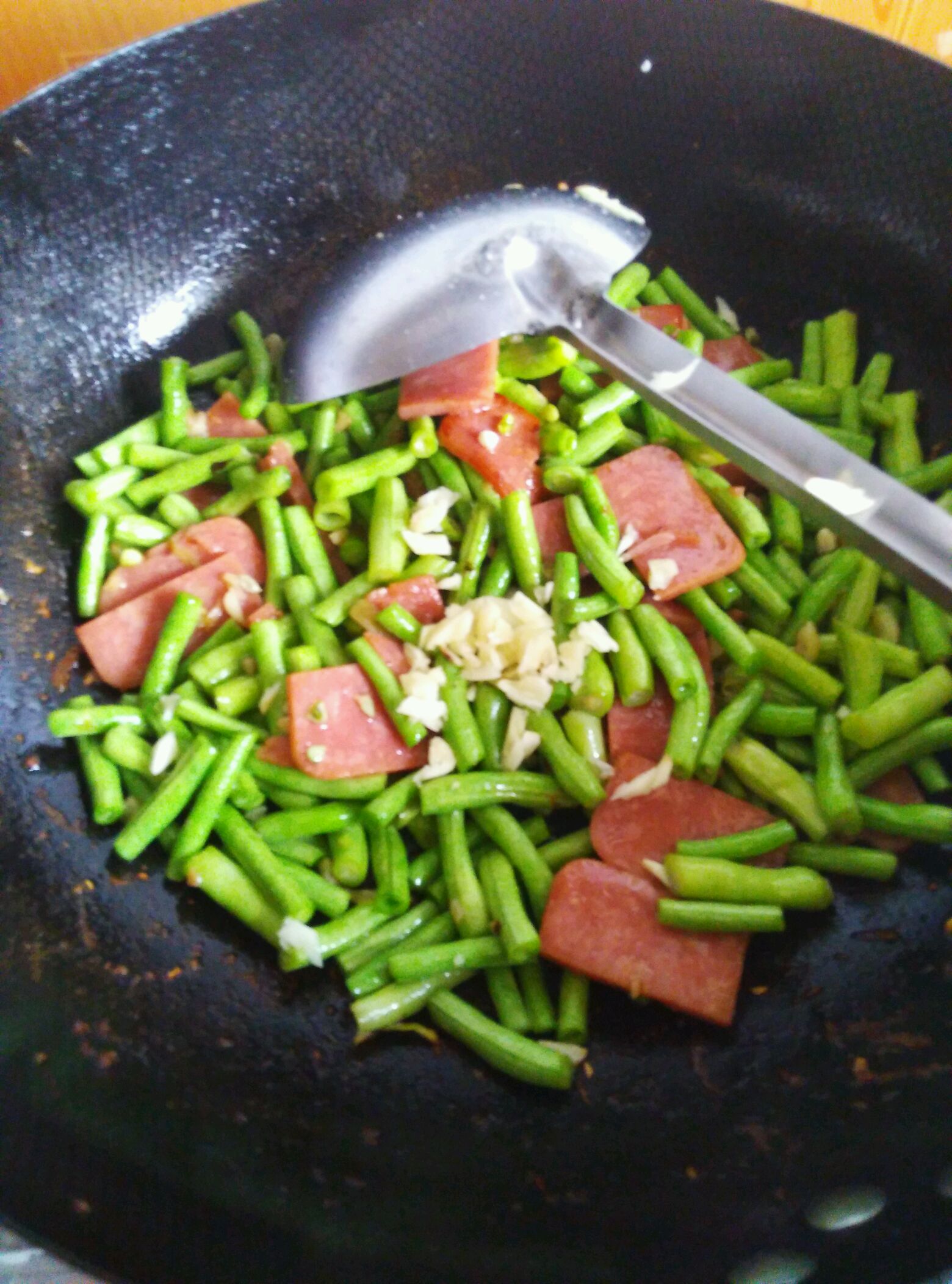火腿炒豆角