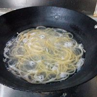 懒人自制意面的做法图解1