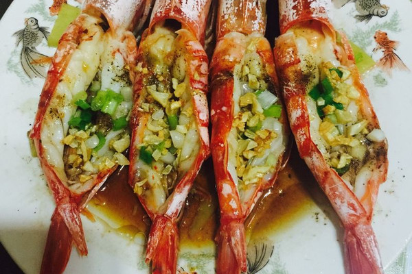 蒜蓉蒸阿根廷红虾的做法