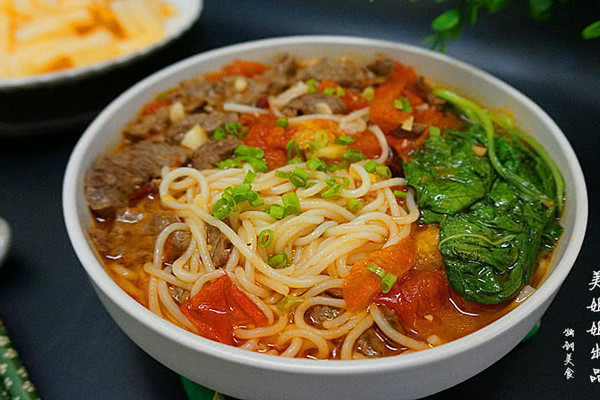 番茄牛肉煮米粉------就是这个味儿