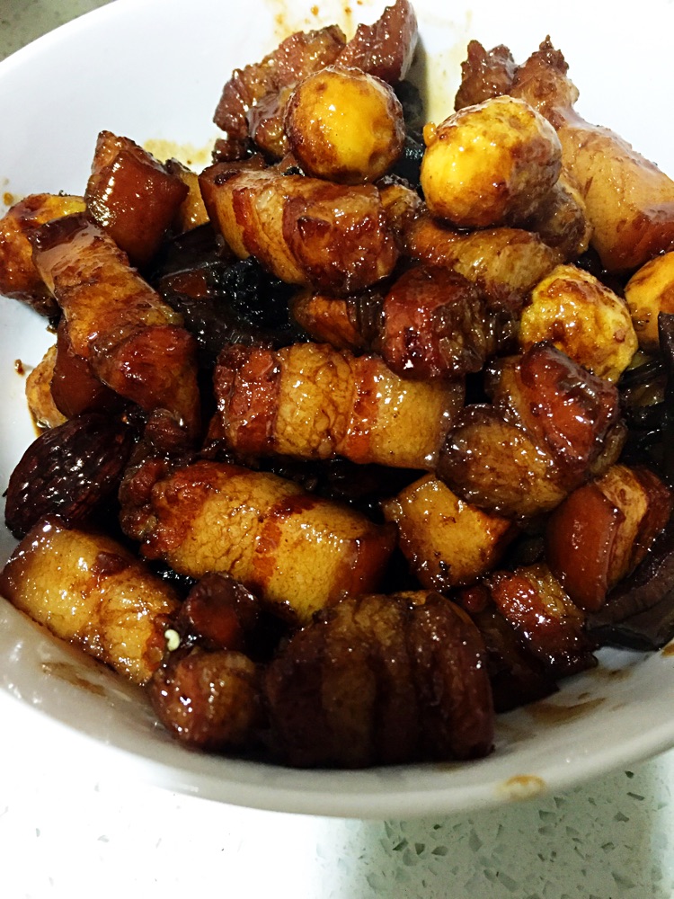 鹌鹑蛋羊肝菌红烧肉牛蛙肉类v鹌鹑:午餐菜菜谱下饭本做法的大全酸高能吃血尿吗图片