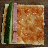 吐司蔬菜火腿卷(简单美味的快手早餐)的做法_
