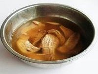 笋干水饺的做法...<a href=