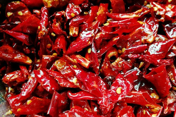 油炸辣椒段的做法_【图解】油炸辣椒段怎么做如何做好吃_油炸辣椒段家常做法大全_huihui286_豆果美食
