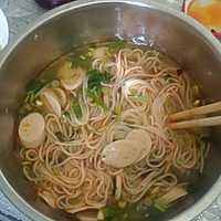 热汤面的做法图解1