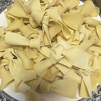 鸡汤豆腐皮的做法图解2