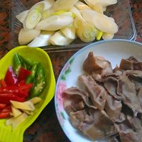 葱烧肚片的做法图解1