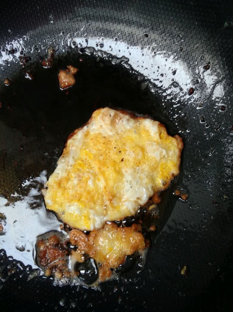 炸鸡蛋饼