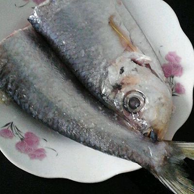 清蒸鳞鱼的做法_【图解】清蒸鳞鱼怎么做好吃_清蒸鳞鱼_家常做法大全
