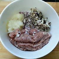 香菇牛肉丸 ——宝宝食谱的做法图解1