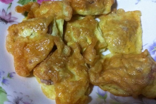 鸡蛋包肉末