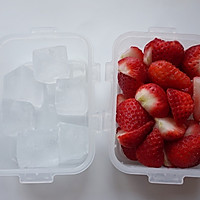 草莓冰沙～冰爽夏日的做法图解1