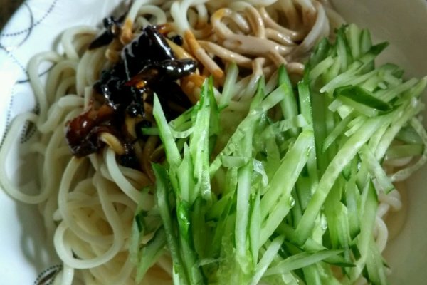 家常凉面的做法